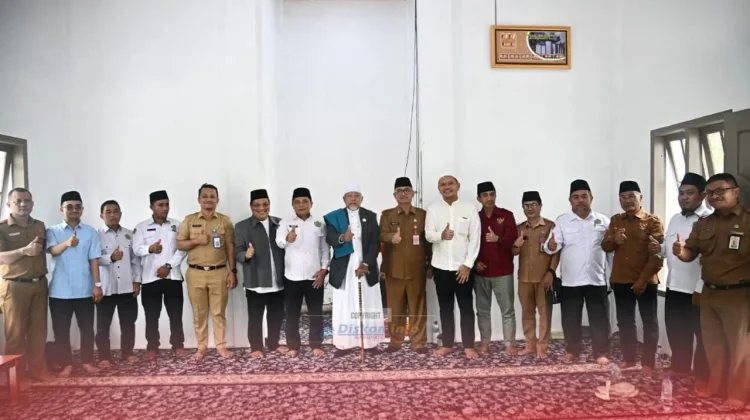Mushalla Al-Ikhlas Sri Banun Kantor Bupati Nias DIserahkan ke Pemkab Nias