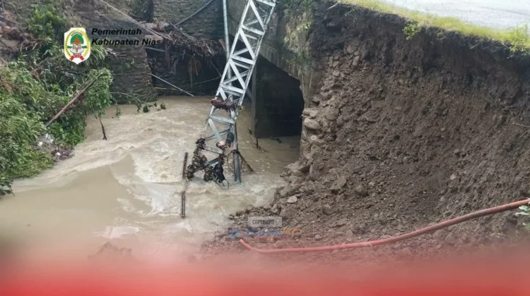Bupati Nias Tinjau Lokasi Bencana Akibat Hujan Deras