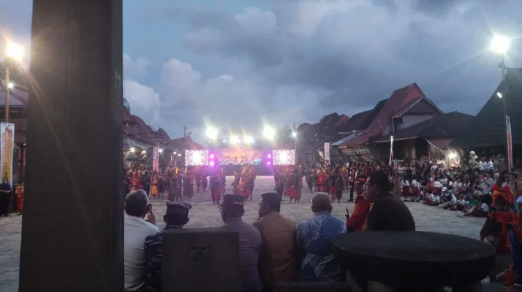 Asisten Asanurdin Zendrato Hadiri Pembukaan Bawomataluo Expo IV di Nias Selatan