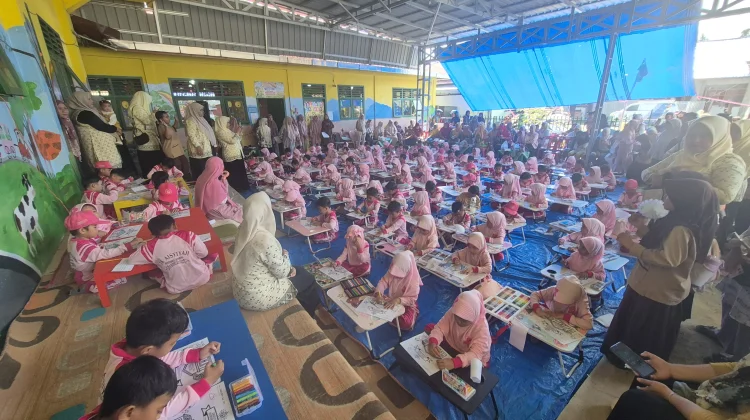 Ratusan Anak Ikut Lomba Mewarnai Semarakkan Gebyar Muktamar Nasyiatul 'Aisyiyah