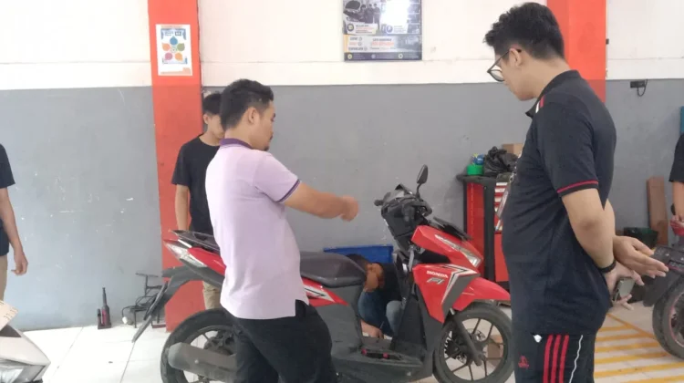 Sekolah Kejuruan SMKS Pembda Nias Buka Layanan Servis Kendaraan