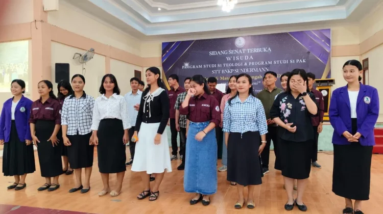 Ephorus ONKP Hadiri Pembukaan Akademik dan HUT Ke-28 STT BNKP Sundermann