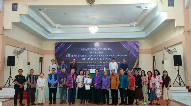 Ephorus ONKP Hadiri Pembukaan Akademik dan HUT Ke-28 STT BNKP Sundermann