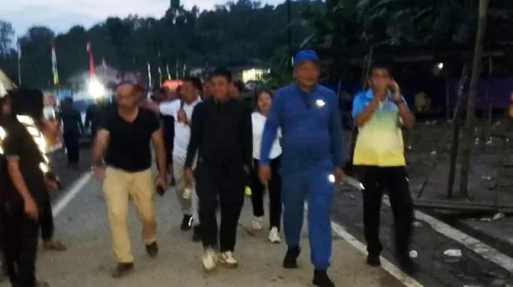 Bupati Nias Utara bersama Pramuka Kwarcab Gelar Gerak Jalan Santai HUT ke-65