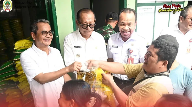 Monitoring Harga dan Ketersediaan Kebutuhan Pangan di Pekan Tetehosi