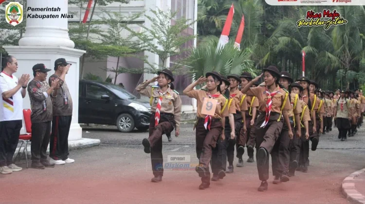 Gerak Jalan Indah Pramuka di Kabupaten Nias Meriahkan HUT Ke-81 Kemerdekaan RI