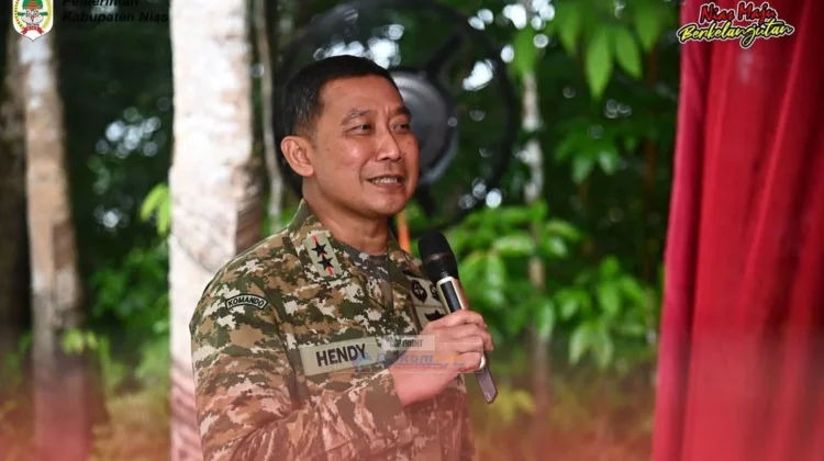 Kunjungan Kerja Pangdam I/Bukit Barisan di Sumur Bor Desa Onozitoli Olora