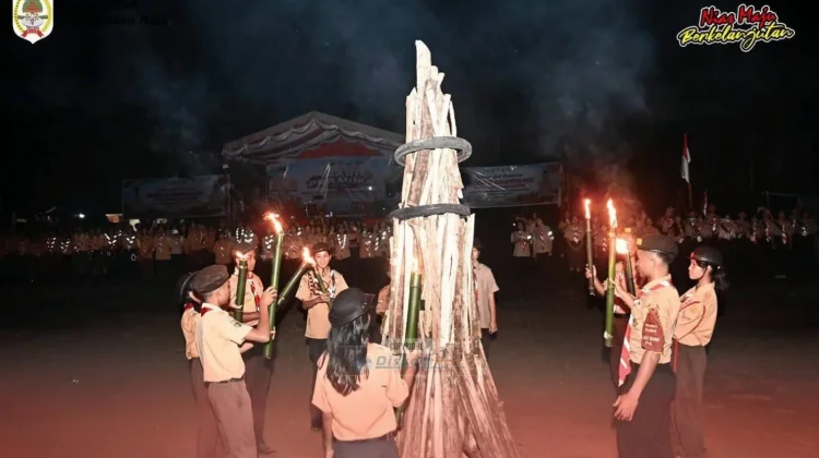 Kegiatan Api Unggun dan Renungan Suci di Kabupaten Nias