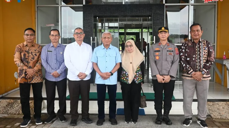 Pemko Gunungsitoli Lepas Kepulangan Wagub Sumut di Bandara Binaka