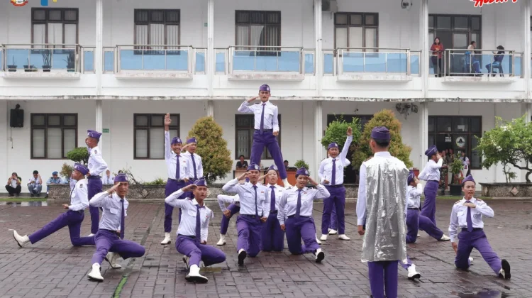Kekompakan Siswa SMA/SMK Warnai LKBB Kota Gunungsitoli