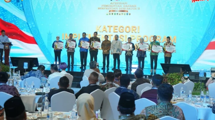 Wali Kota Hadiri Pertemuan Strategis Forkopimda Sumatera Bersama Menteri