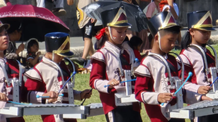 Drumband SD Negeri 074038 Tohia Semarakkan Hari Kemerdekaan RI