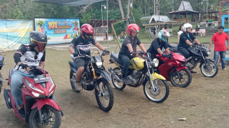 Semarak Hut ke-81 Kemri Bikers Nias