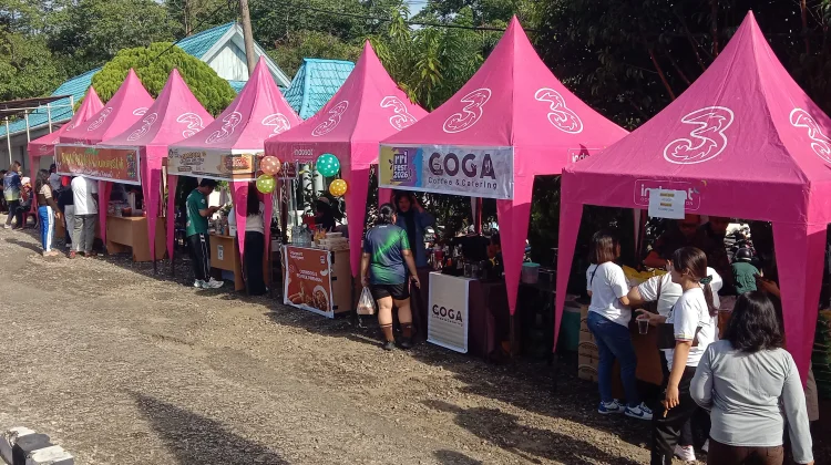 Berbagai Stand UMKM Ramaikan Kegiatan RRI Fest 2026