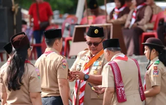 Pramuka Gunungsitoli Idanoi Dikukuhkan, Ketua PKK Harapkan Ruang Tumbuh Positif