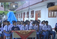 Ibadah Akhir Tahun Pelajaran SMAN 3 Gunungsitoli