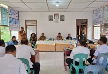 Camat Gunungsitoli melantik anggota BPD Desa Fadoro Lasara