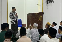 Menteri Abdul Mu'ti Shalat Shubuh Berjamaah di Mesjid Taqwa Muhammadiyah