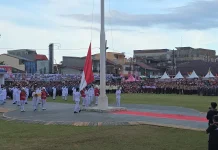 Penurunan Bendera di Lapangan Merdeka Gunungsitoli
