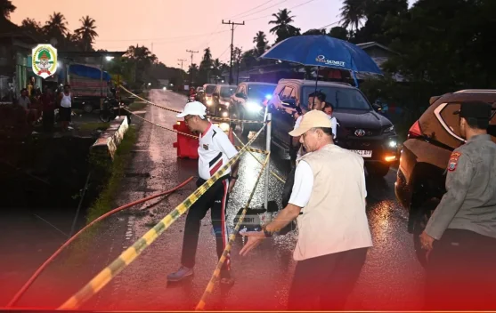 Bupati Nias Tinjau Lokasi Bencana Akibat Hujan Deras