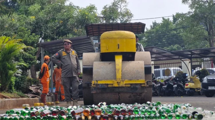 Kejari Musnahkan Barang Bukti dari Ratusan Perkara Inkrah