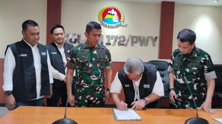 BRI Peduli Dukung Renovasi Masjid Istiqomah Korem 172/PWY