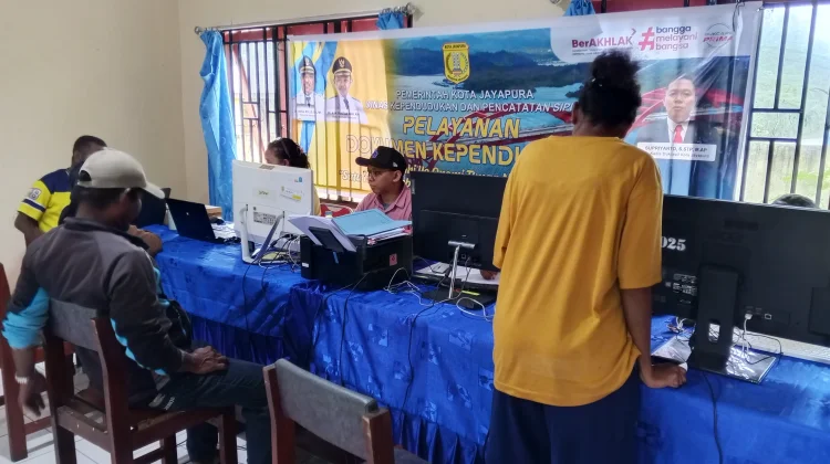 Pelayanan Disdukcapil Kota Jayapura untuk Masyarakat Skouw Mabo