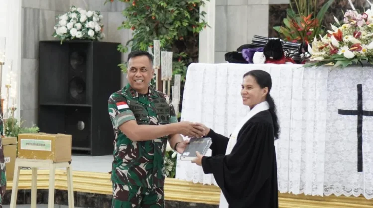 Pesan Damai Pangdam Cenderawasih dari GKI Betlehem Wamena