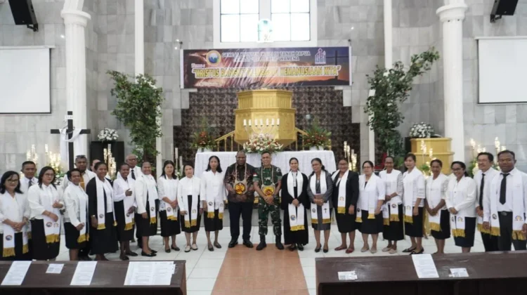 Pesan Damai Pangdam Cenderawasih dari GKI Betlehem Wamena