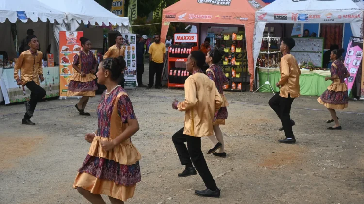 Turbo Motor Serahkan Hadiah Pemenang Yosim Pancar RRI Fest 2026