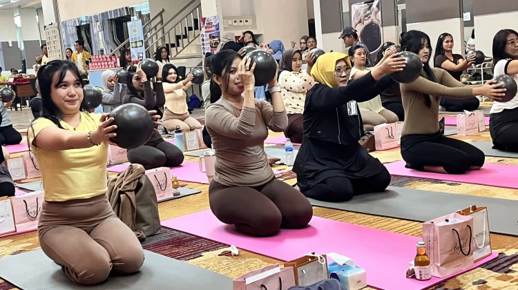 Blink Studio Jayapura Gelar Perayaan Enam Tahun Glow Inside & Out
