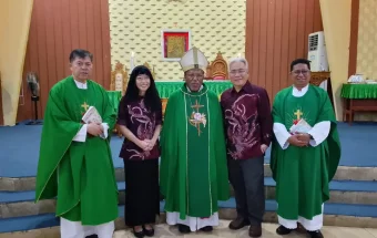 Uskup Keuskupan Jayapura Memimpin Misa Pembukaan Kursus Khatolisitas