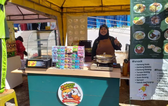 Kehadiran UMKM Memeriahkan RRI Fest di halaman RRI Jayapura