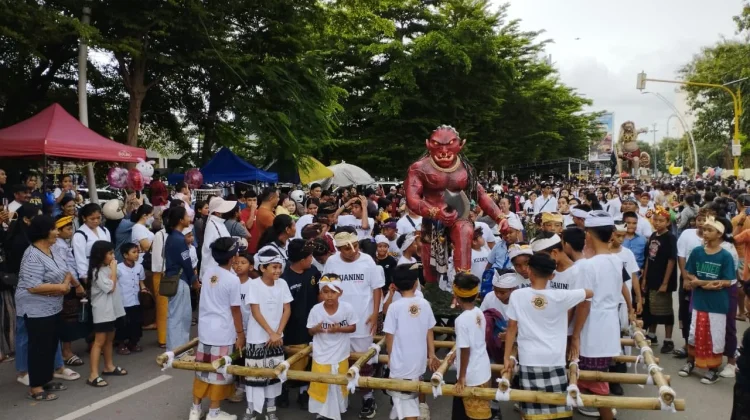 Arak Arakan Ogoh Ogoh Meriah Libatkan Anak Anak