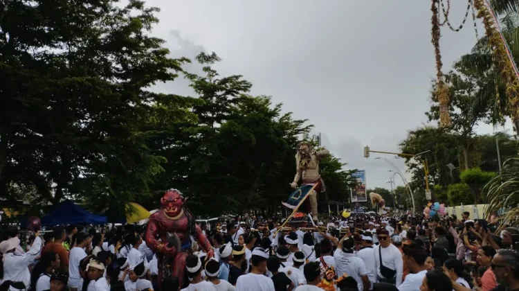 Arak Arakan Ogoh Ogoh Meriah Libatkan Anak Anak