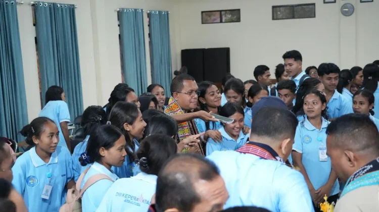 Tekan TPPO, Gubernur Melki Pastikan Administrasi PMI Tuntas di NTT