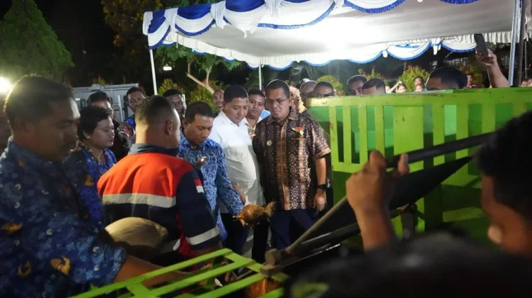 Pra-Launching OSOP di Maumere, Gubernur Soroti Defisit Rp51 Triliun, Dorong Sekolah