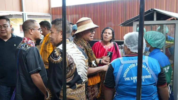 NTT Mart & Dapur Flobamorata Diluncurkan, Gubernur Melki Dorong Sekolah Produktif