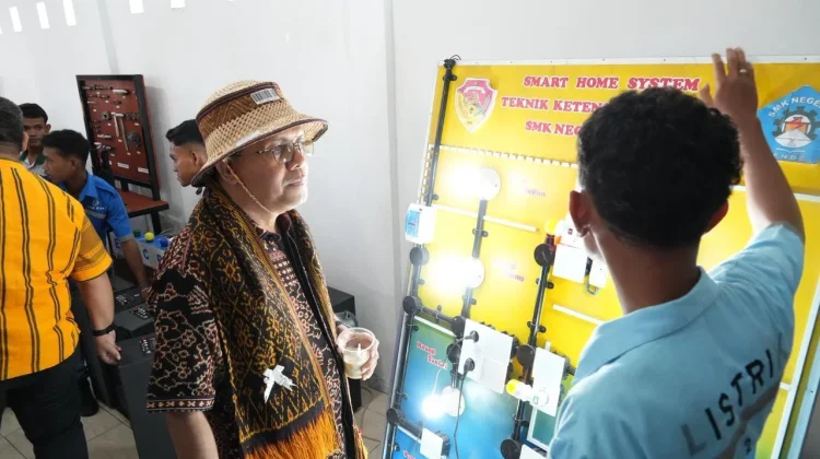 NTT Mart & Dapur Flobamorata Diluncurkan, Gubernur Melki Dorong Sekolah Produktif