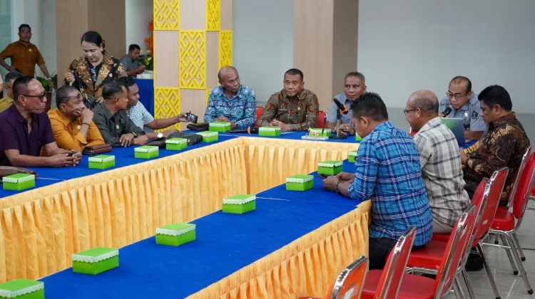 Kanwil Kementerian Hukum NTT Harmonisaskan Ranperda Rote Ndao
