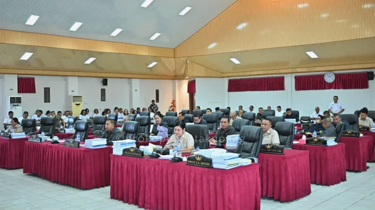 Sidang Paripurna DPRD Diawali Penandatangan Berita Acara Persetujuan