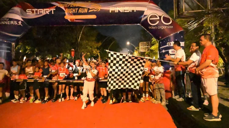 Semangat  Masyarakat Semarakkan Independence Night Run Season II
