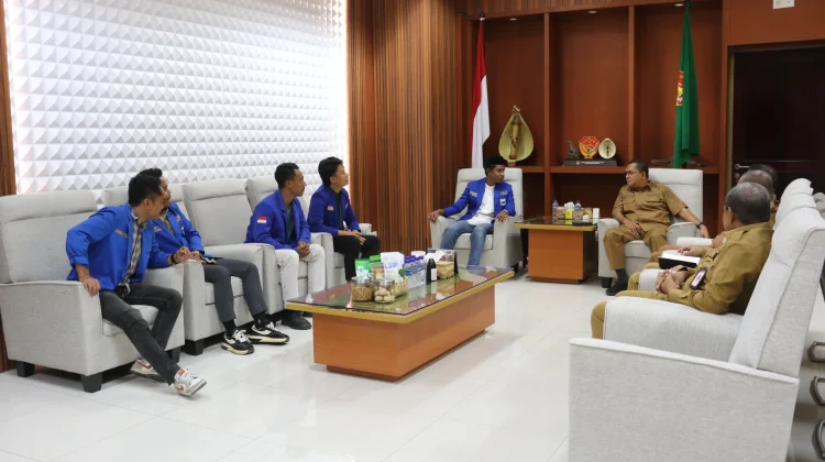 Gubernur NTT Ajak PMII Bangun Wirausaha Melalui Program KUR