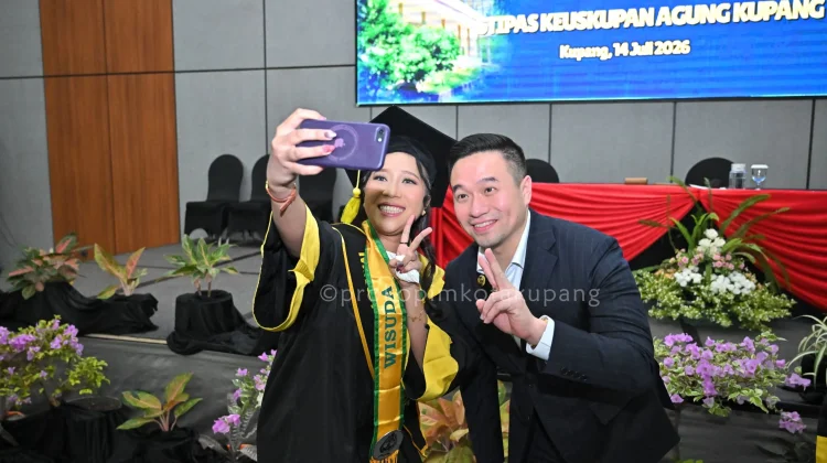 Wisuda Bukan Akhir Melainkan Awal Pengabdian Masyarakat