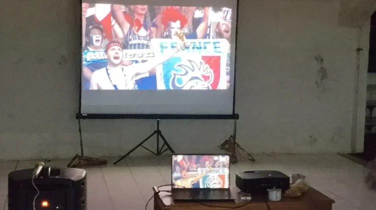 Spanyol Taklukkan Prancis pada Nobar DPRD Rote Ndao