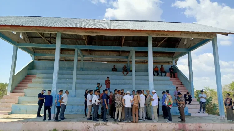Gubernur Melki Tinjau Area Pacuan Kuda PON Sumba Barat