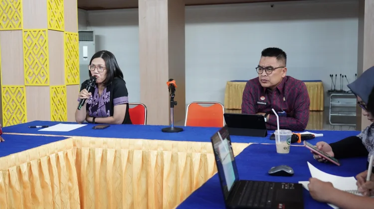 Kanwil Kemenkum NTT Rapat MonitoringEvaluasi Bantuan Hukum