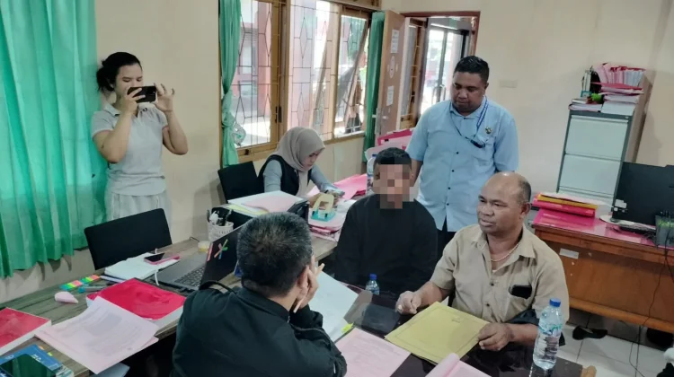 Polda NTT Tahap II Kasus Pakain Bekas Impor Ilegal