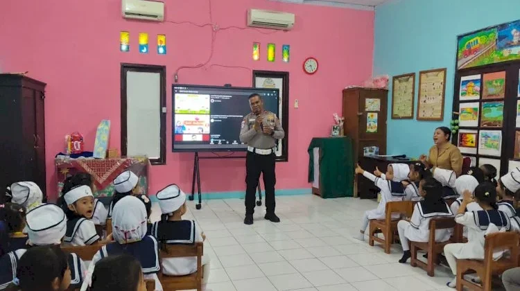 Polsek Alak Edukasi Keselamatan Berlalu Lintas Siswa TK Hang Tuah 23 Kupang