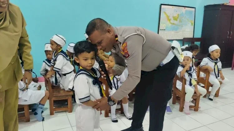 Polsek Alak Edukasi Keselamatan Berlalu Lintas Siswa TK Hang Tuah 23 Kupang